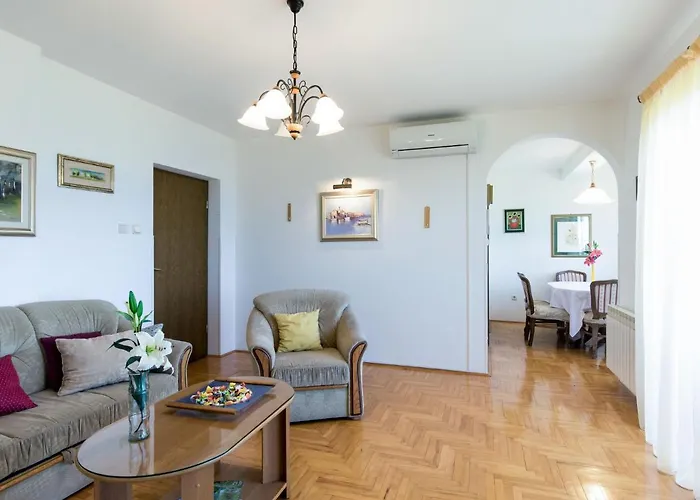 Luka By Interhome Apartament Lovran