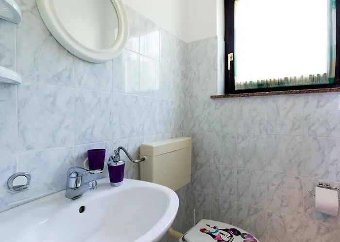 Luka By Interhome Lovran