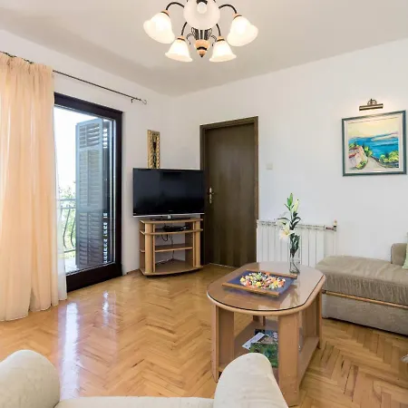 Apartment Luka By Interhome *