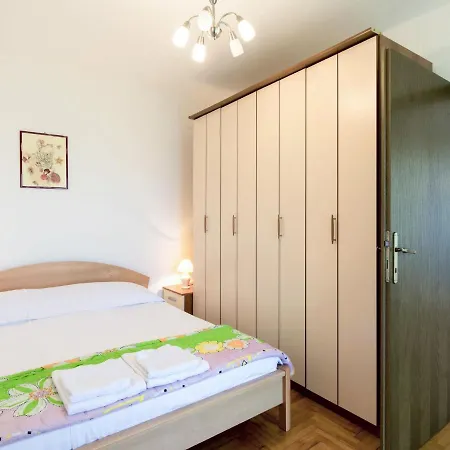 Luka By Interhome *