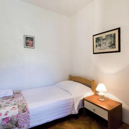 Apartment Luka By Interhome