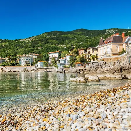 Luka By Interhome Apartman Lovran