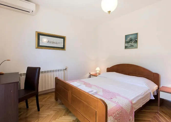 Luka By Interhome Apartmán